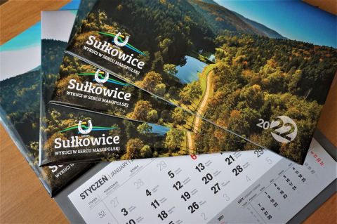 kalendarze ścienne na 2022 rok