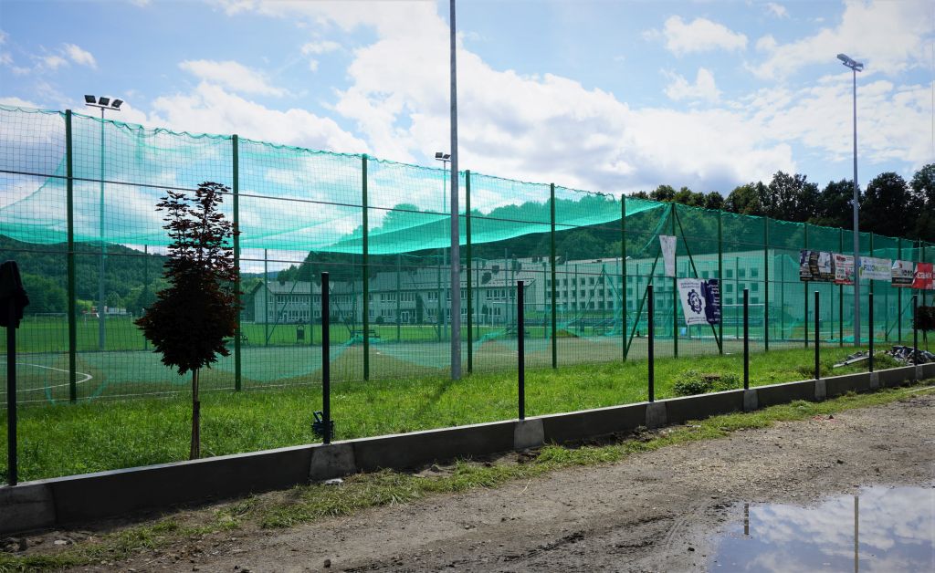 remont ogrodzenia stadionu
