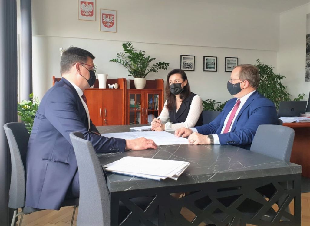 omawianie spraw związanych z poprawa bezpieczeństwa na drogach wojewódzkich w gminie sułkowice