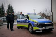 nowy samochód myślenickiej policji miniatura