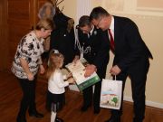 wręczenie nagród w gminnym konkursie strażackim miniatura