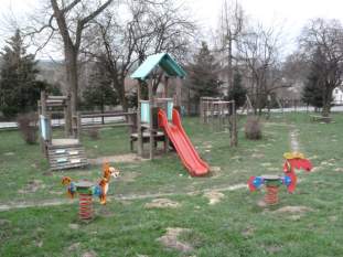 Plac zabaw w Rudniku