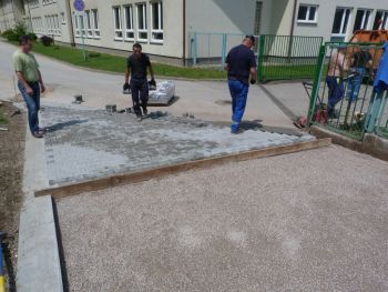 Droga nad Zalew