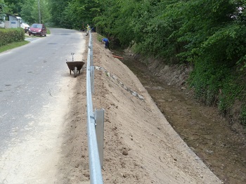 UMOCNIENIE KORPUSU DROGI NA KOŃCÓWKĘ  W HARBUTOWICACH